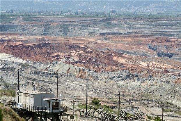 Με φόντο την κατολίσθηση στο Αμύνταιο, η ΔΕΗ πωλεί μονάδες και ορυχεία Με φόντο την κατολίσθηση στο Αμύνταιο, η ΔΕΗ πωλεί μονάδες και ορυχεία