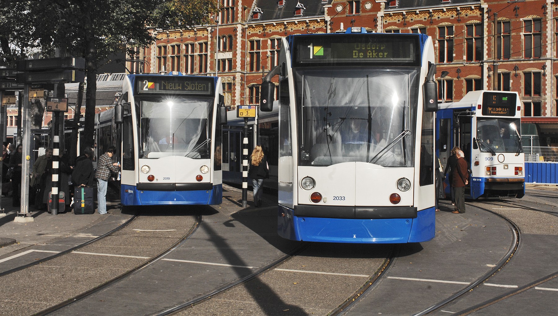 More information about "Σε Οσλο, Λονδίνο και Αμστερνταμ τα πιο "πράσινα" μέσα μεταφοράς"