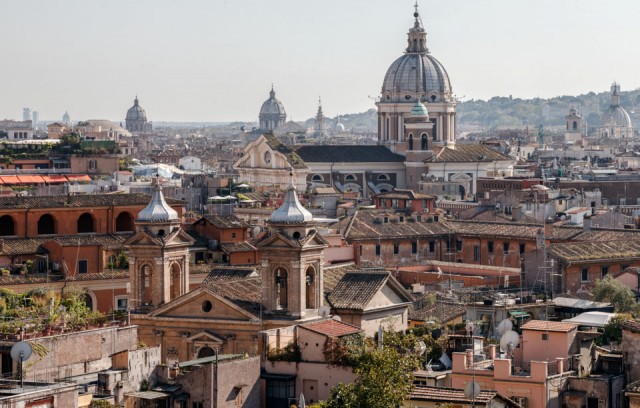 More information about "Κατασχέθηκαν 41 "μαφιόζικα" ακίνητα στη Ρώμη"