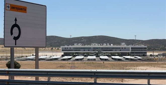 More information about "Ισπανία: Το αεροδρόμιο-φάντασμα του 1 δισ. που κινδυνεύει να πωληθεί για 10.000"