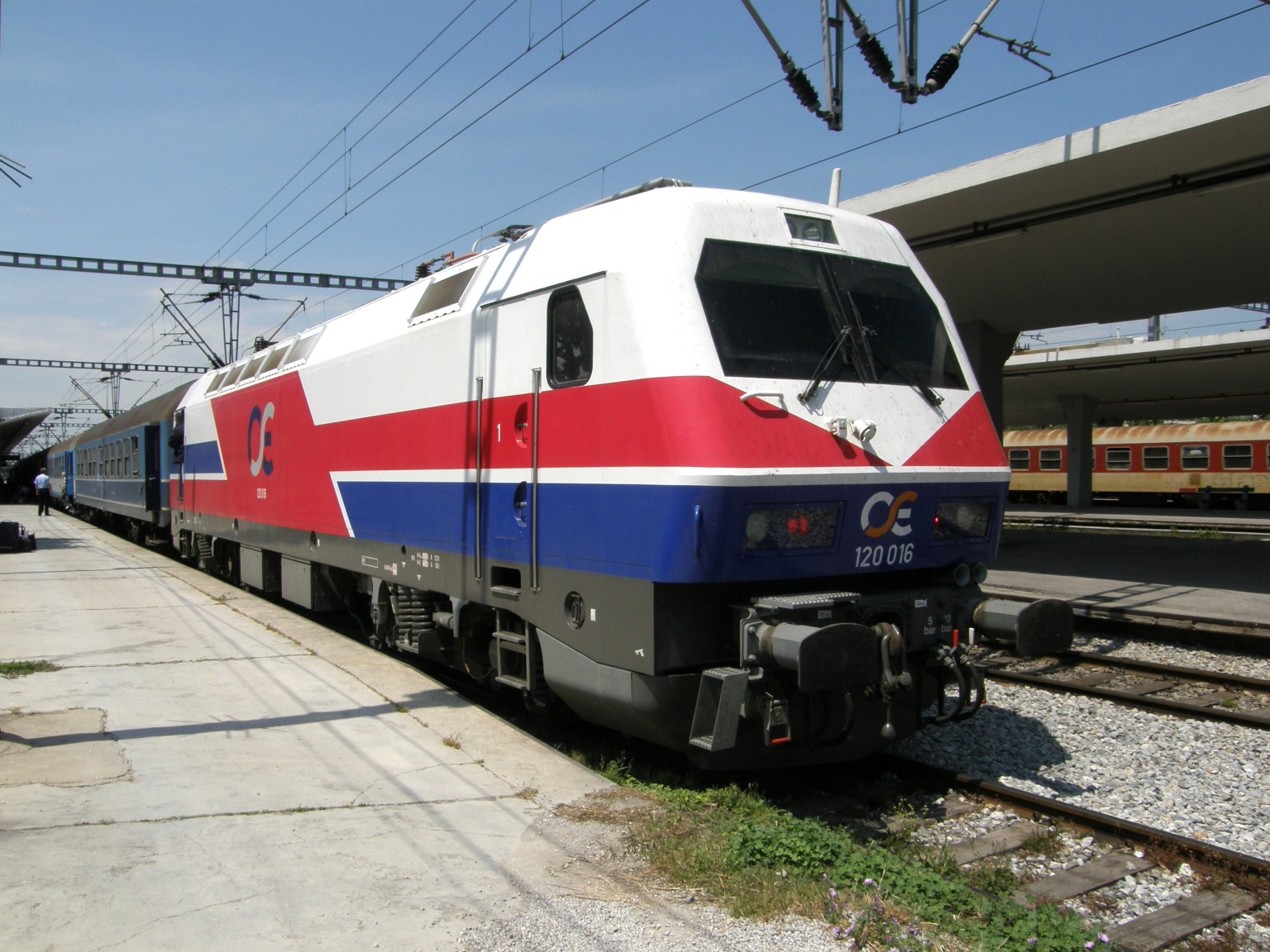 More information about "H παρακμή του σιδηροδρόμου στην Ελλάδα"