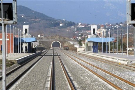 More information about "ΟΣΕ: 4 εκατ. ευρώ από εκποιήσεις άχρηστου σιδηροδρομικού υλικού"