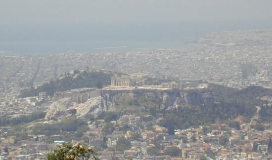 More information about "«Συναγερμός» στην Αθήνα για την ατμοσφαιρική ρύπανση λόγω καύσωνα – Τι συστήνει το Υπουργείο Υγείας"
