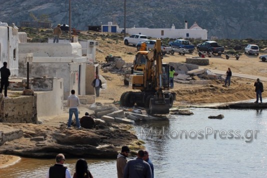 More information about "Μύκονος: Κατεδαφίσεις αυθαιρέτων"