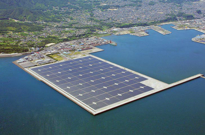 More information about "Στα σκαριά ο μεγαλύτερος πλωτός σταθμός παραγωγής ηλιακής ενέργειας στον κόσμο"