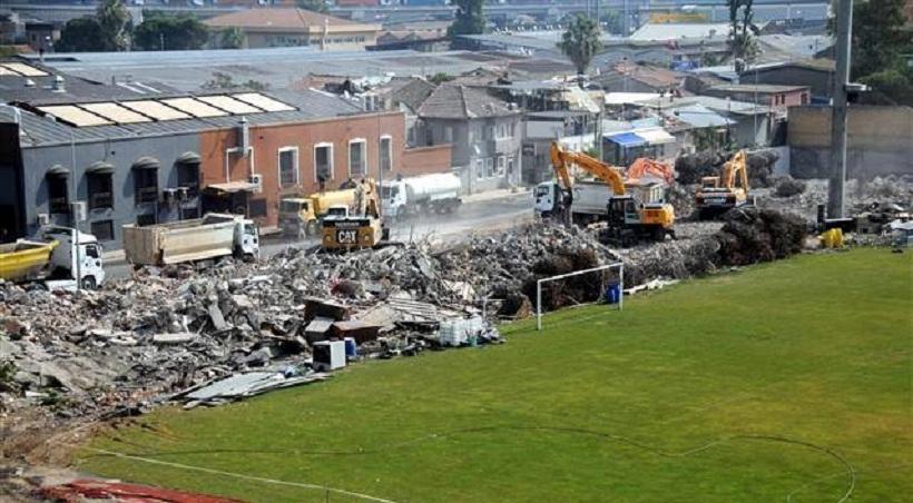 More information about "Γκρεμίστηκε το ιστορικό γήπεδο του Πανιωνίου στη Σμύρνη"