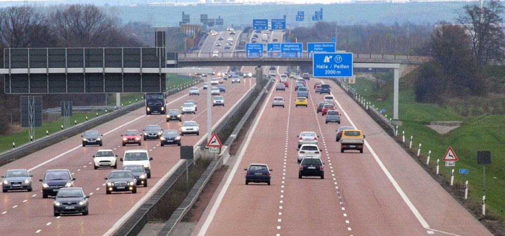 More information about "Κομισιόν κατά Γερμανίας για διόδια 2 ταχυτήτων στους αυτοκινητόδρομους"