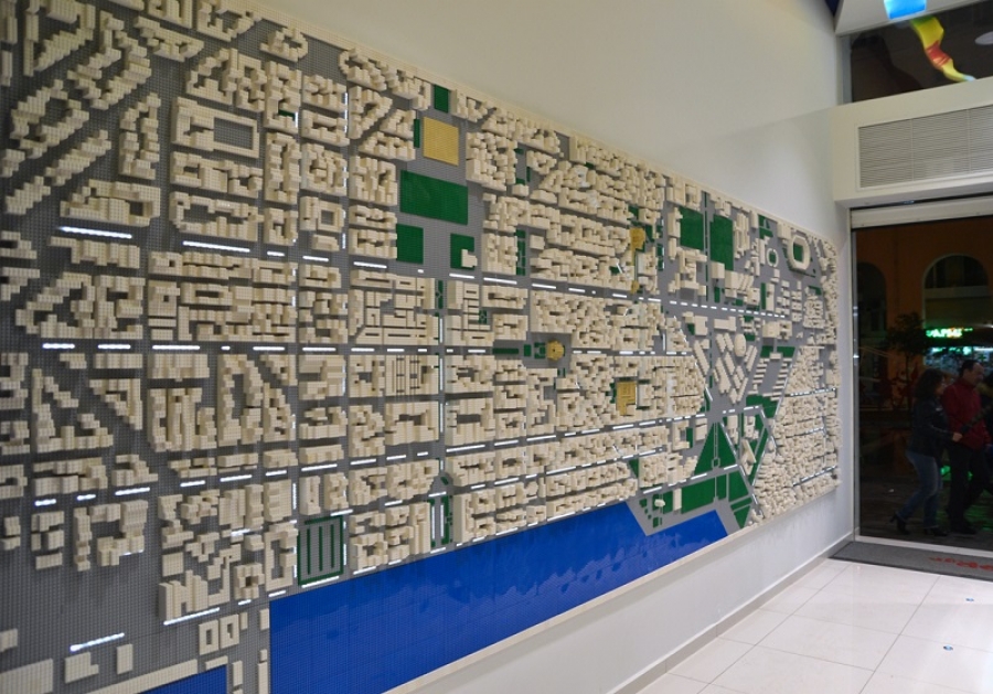 More information about "Αρχιτέκτονας δημιούργησε μικρογραφία της Θεσσαλονίκης με τουβλάκια Lego"