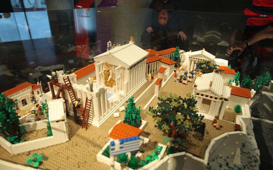 More information about "Δείτε την Ακρόπολη κατασκευασμένη με 120.000 Lego!"