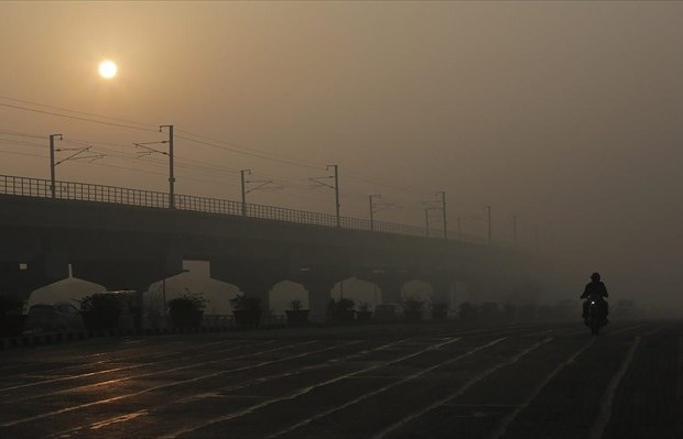 More information about "Η Ινδία παίρνει τα... σκήπτρα από την Κίνα στην ατμοσφαιρική ρύπανση"