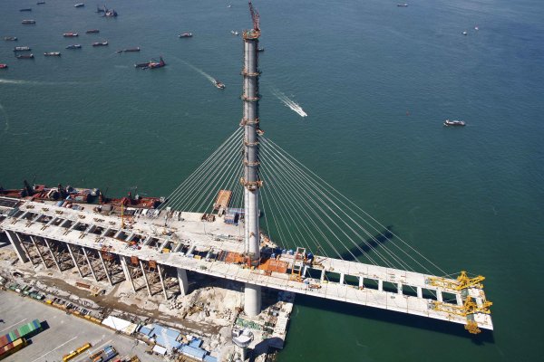 More information about "Τουρκία: Ιάπωνας μηχανικός έκανε χαρακίρι επειδή έγινε λάθος στην κατασκευή γέφυρας"