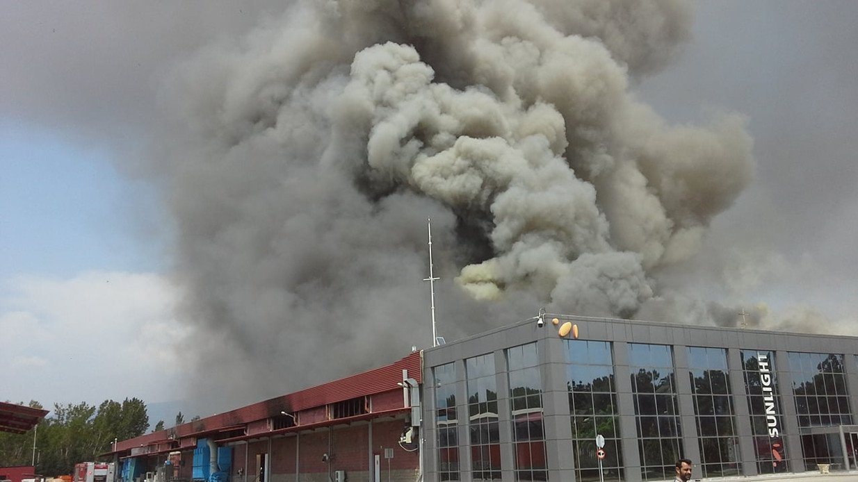 More information about "Ξάνθη: Φωτιά στο μεγαλύτερο εργοστάσιο μπαταριών της Ευρώπης της Sunlight"