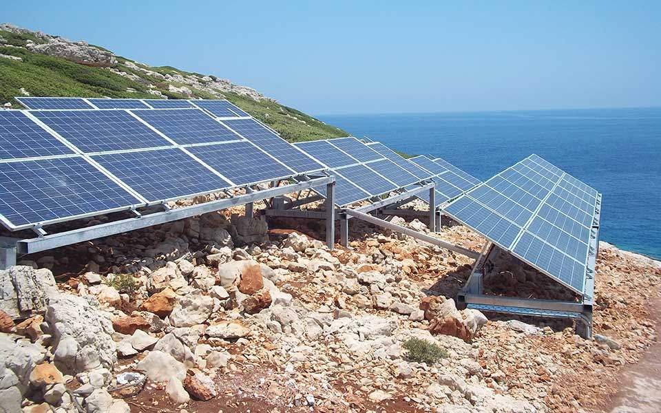 More information about "Αφαλάτωση αποκλειστικά με ηλιακή ενέργεια στη νήσο Στρογγύλη"