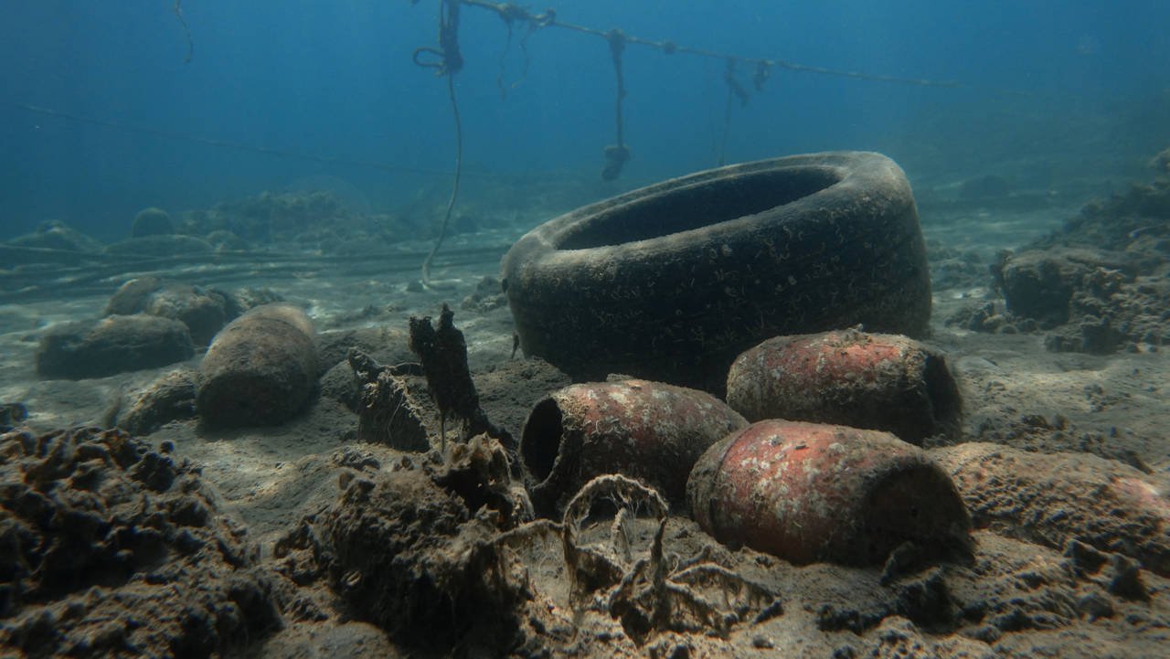 More information about "Ρεπορτάζ του Reuters για τα σκουπίδια στις ελληνικές θάλασσες"