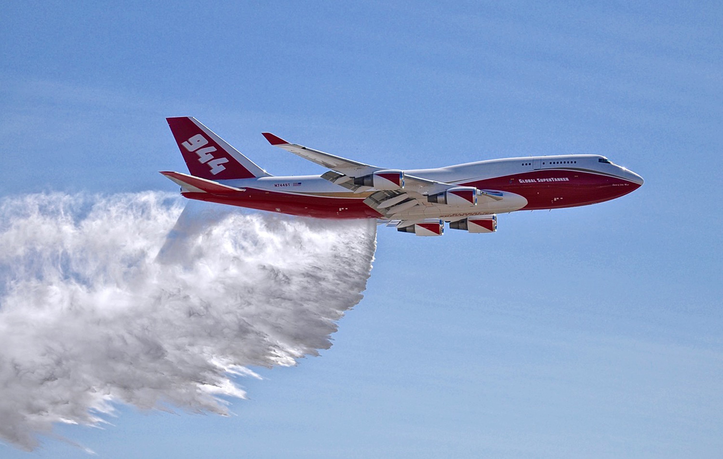 More information about "Global SuperTanker: Το μεγαλύτερο πυροσβεστικό αεροπλάνο στον κόσμο"