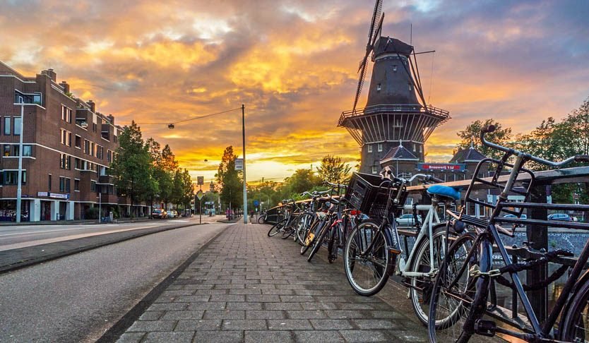 More information about "Πώς έγινε το Άμστερνταμ ένας ποδηλατικός παράδεισος"