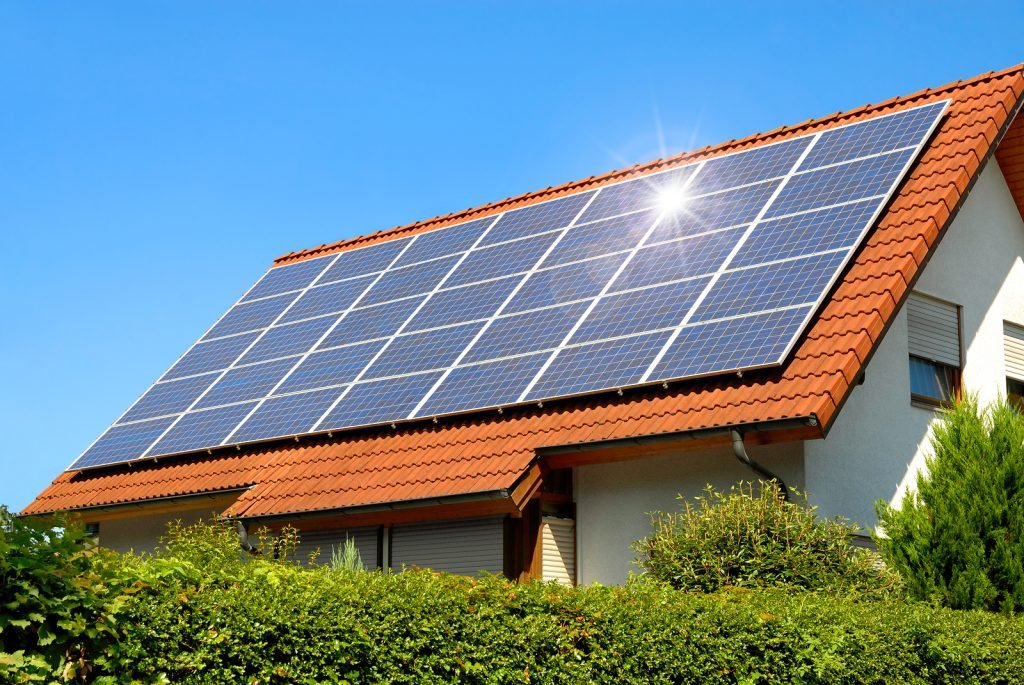 More information about "Καλιφόρνια: Εγκρίθηκε νομοσχέδιο που απαιτεί ηλιακούς συλλέκτες σε κάθε νέα κατοικία"