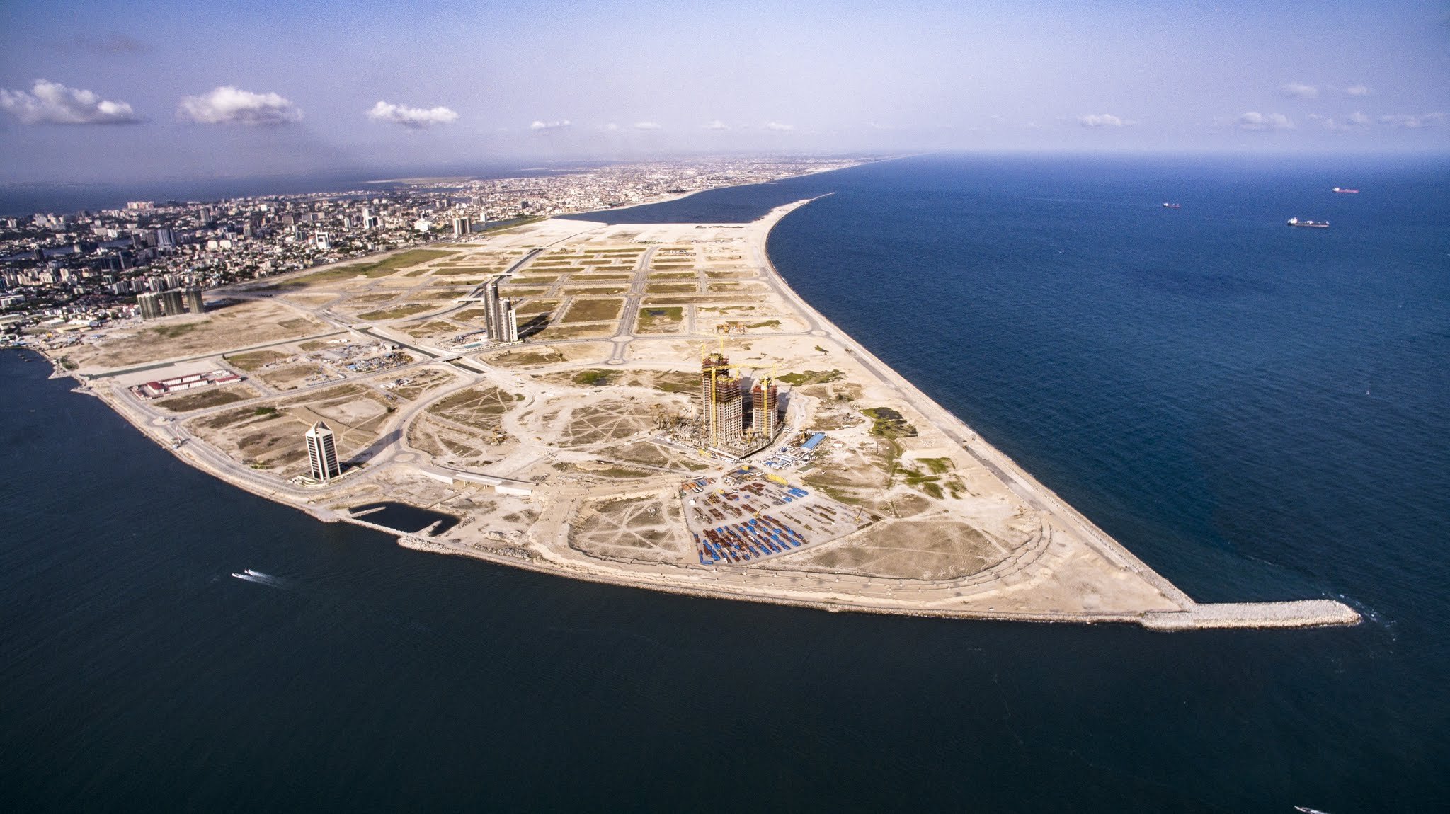 More information about "Eko Atlantic: Η φουτουριστική πόλη μέσα στον ωκεανό που σχεδιάζεται στη Νιγηρία"