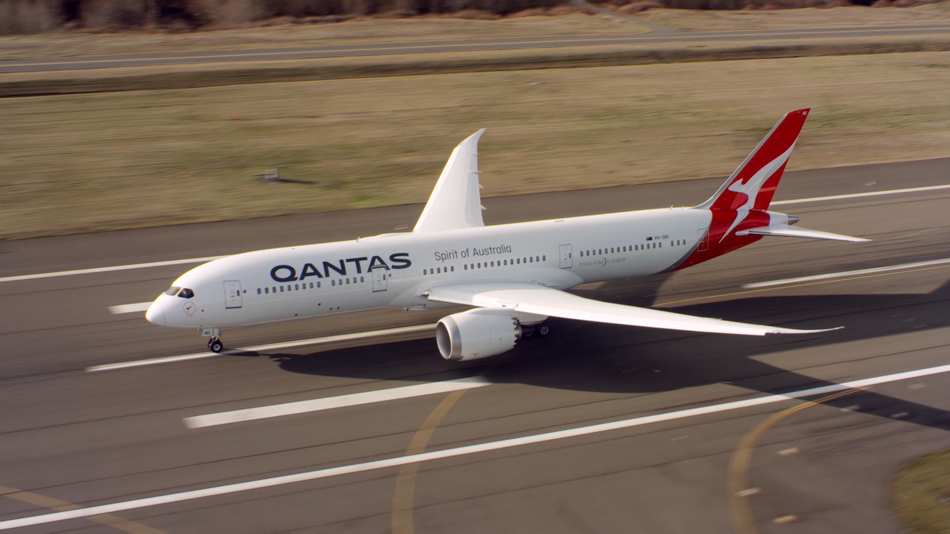 More information about "19 ώρες και 16 λεπτά, η πλέον πολύωρη πτήση στις αερομεταφορές. Νέα Υόρκη – Σίδνει από την Qantas χωρίς ανεφοδιασμό"