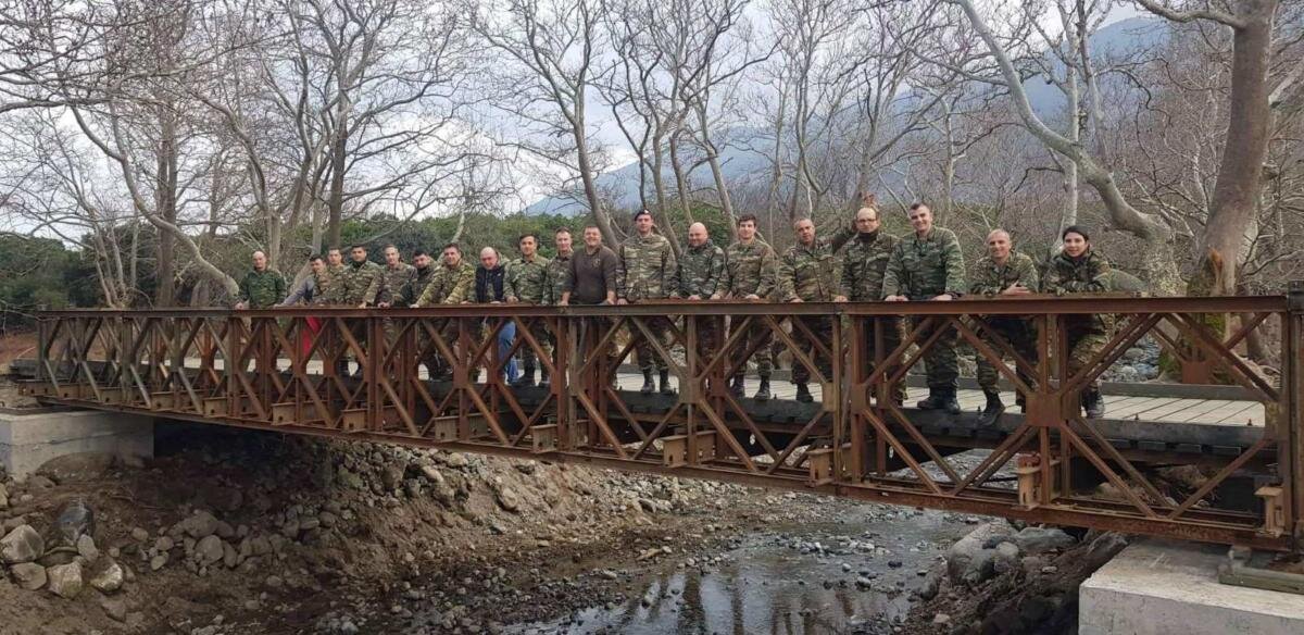 More information about "Ο Στρατός εγκατέστησε γέφυρα Μπέλλεϋ στα Θέρμα Σαμοθράκης"