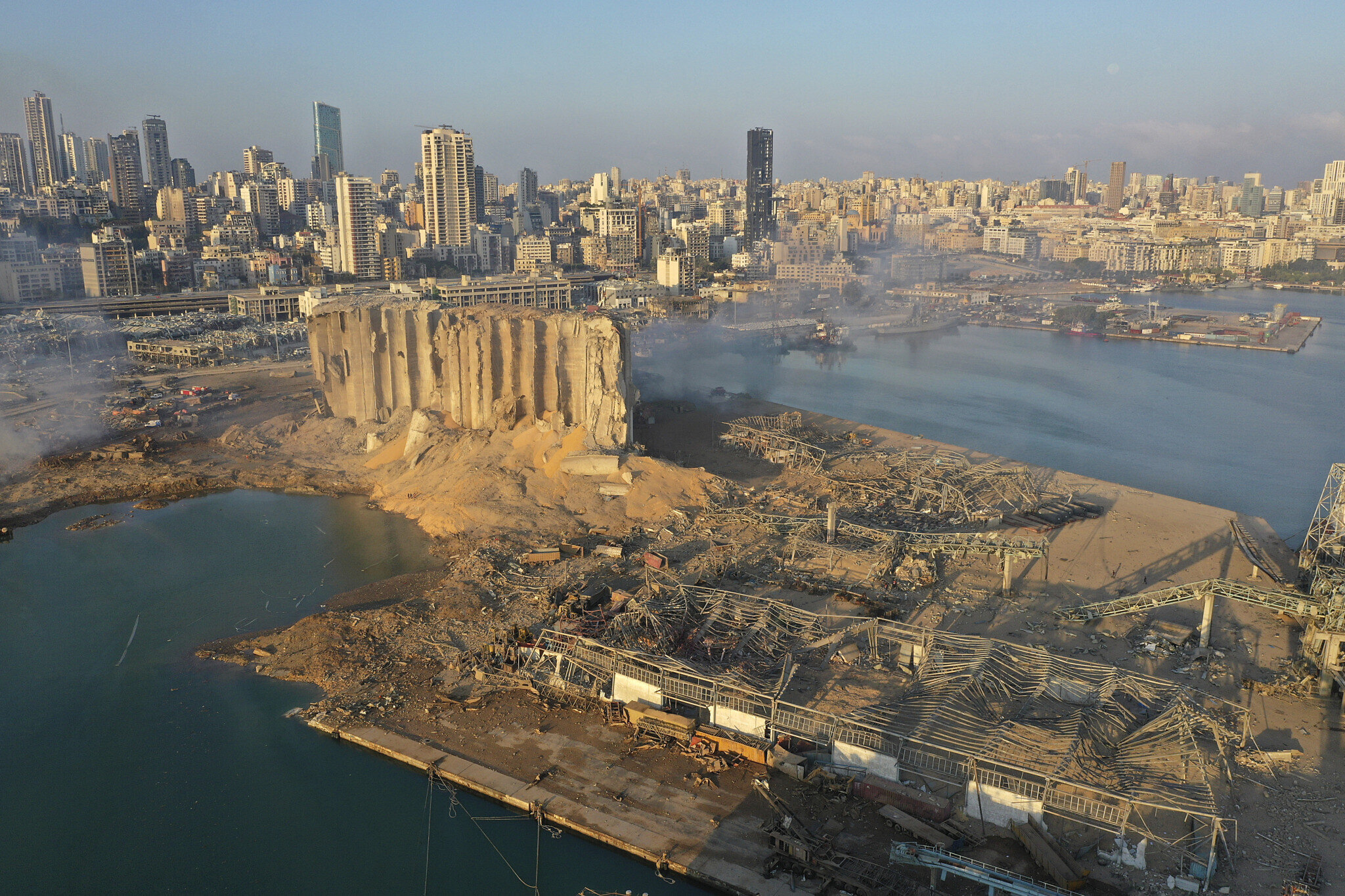 More information about "Η έκταση της καταστροφής από την έκρηξη στη Βηρυτό"