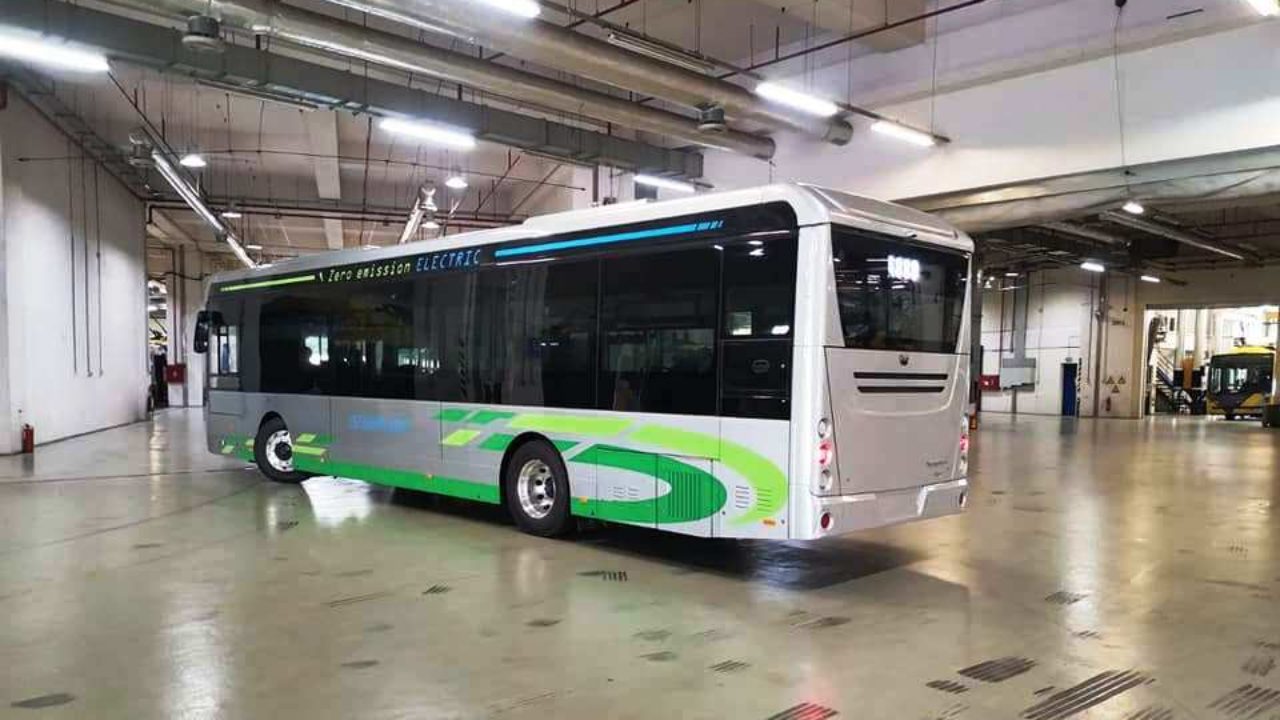 More information about "Το πρώτο ηλεκτρικό λεωφορείο με επιβάτες στην Αθήνα"