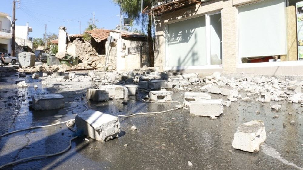 More information about "Σεισμός 5,8 Ρίχτερ στο Ηράκλειο Κρήτης - Στήνονται σκηνές για 2.500 ανθρώπους"