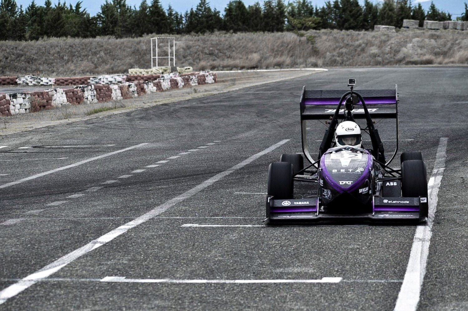 More information about "Ηλεκτροκίνητο και driveless το νέο μονοθέσιο της Democritus Racing Team"