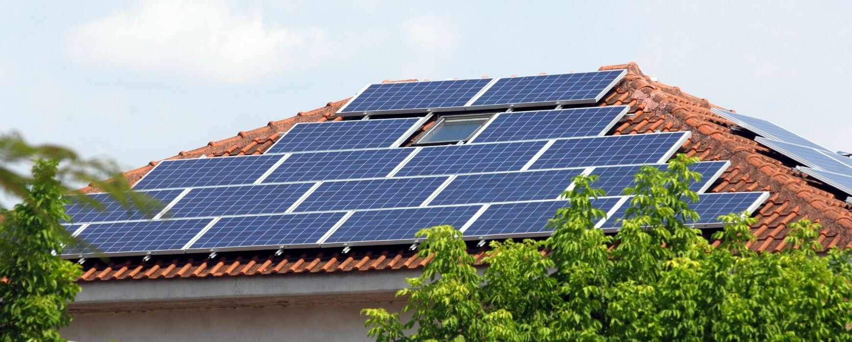 More information about "Πρόγραμμα «Φωτοβολταϊκά στις στέγες»: Μια επένδυση με όριο 20ετίας και ισχύ ως 6 kWp"