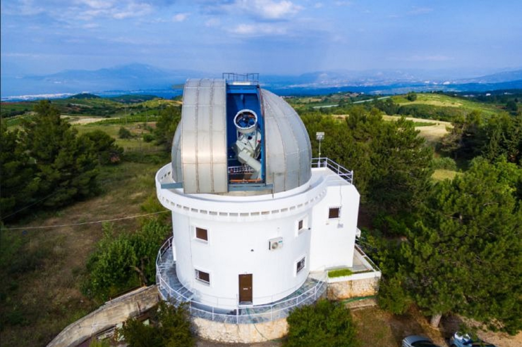 More information about "Το Αστεροσκοπείο Κρυονερίου στην Κορινθία γίνεται ο μεγαλύτερος διαστημικός κόμβος στη Νοτιοανατολική Ευρώπη"