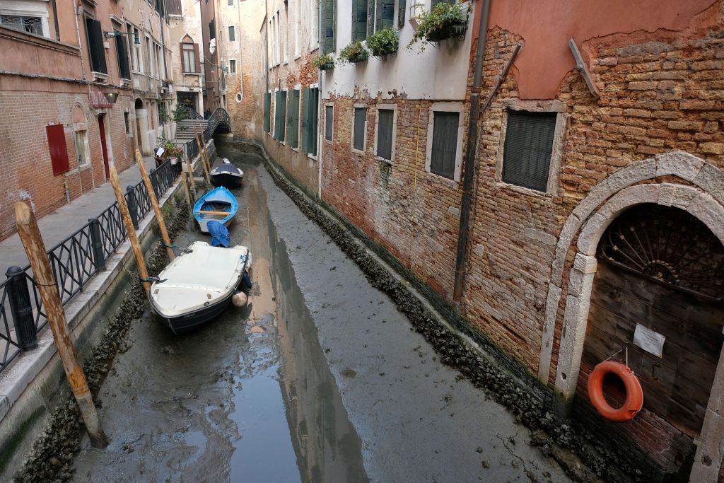 More information about "Βενετία: Μετά από 15 χρόνια στέρεψαν τα κανάλια"