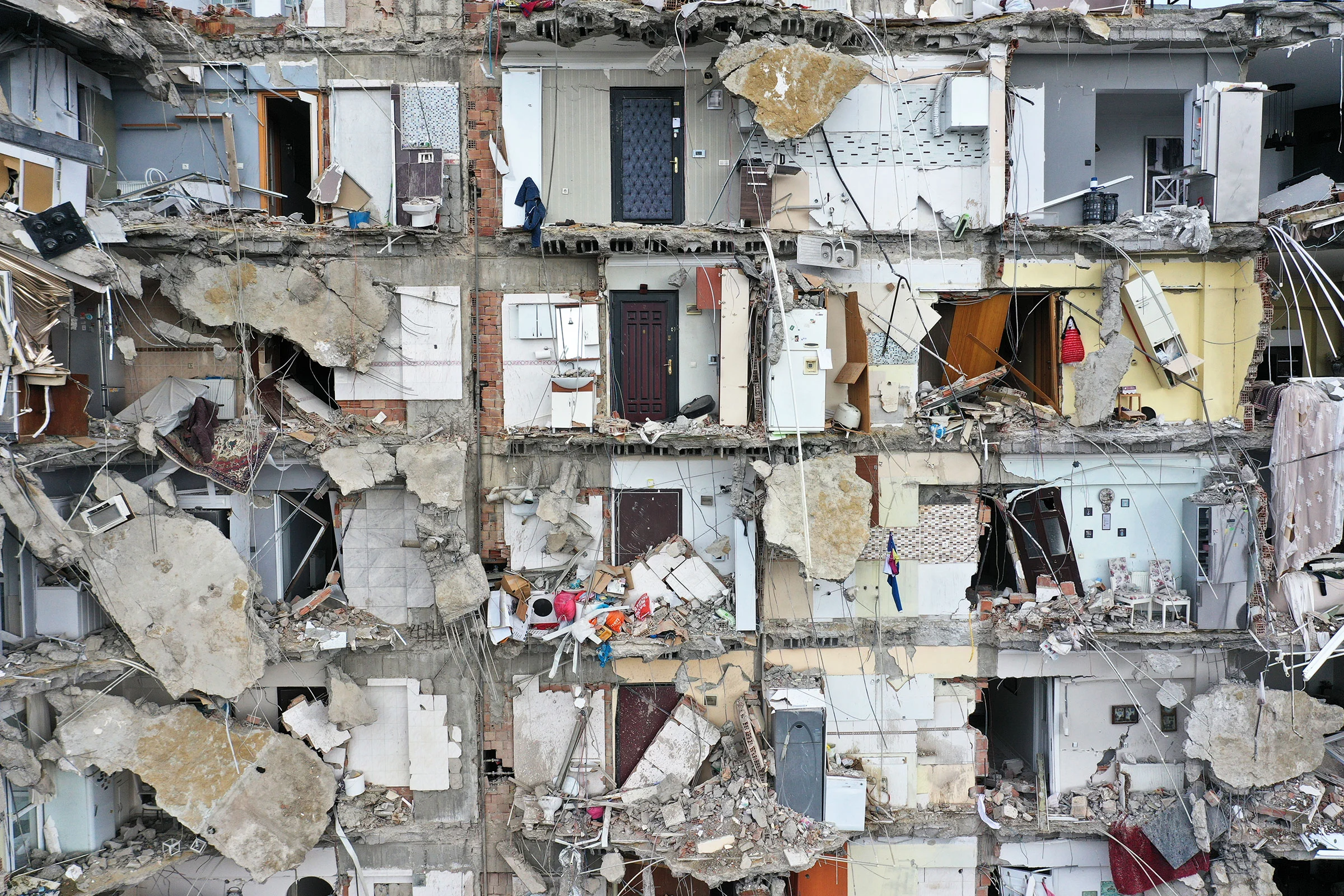 More information about "Στα $84,1 δισ. το κόστος των ζημιών από τους σεισμούς στην Τουρκία"