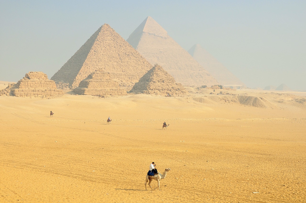 More information about "Aνακαλύφθηκε σφραγισμένος διάδρομος μήκους 30 μέτρων στο εσωτερικό της πυραμίδας του Χέοπα"