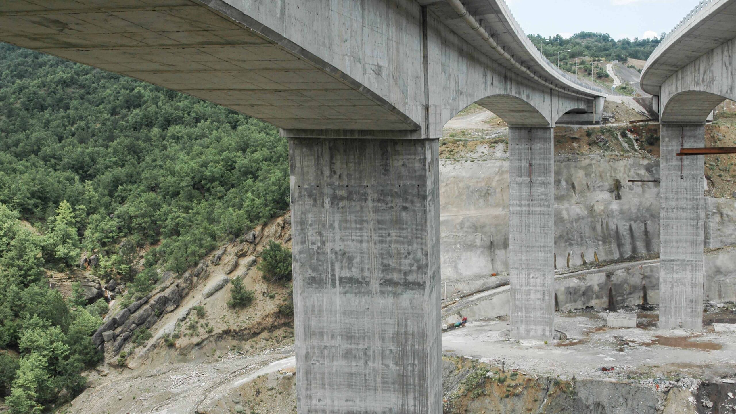 More information about "Από τις 17.000 γέφυρες της χώρας οι 3.000 δεν ελέγχονται συστηματικά"
