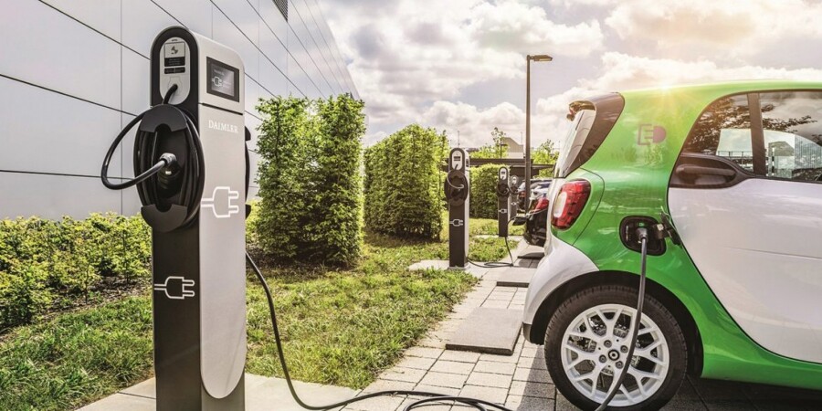 More information about "Μελέτη EY - Eurelectric: Ηλεκτρικά οχήματα το 55% των παγκόσμιων πωλήσεων οχημάτων μέχρι το 2030"
