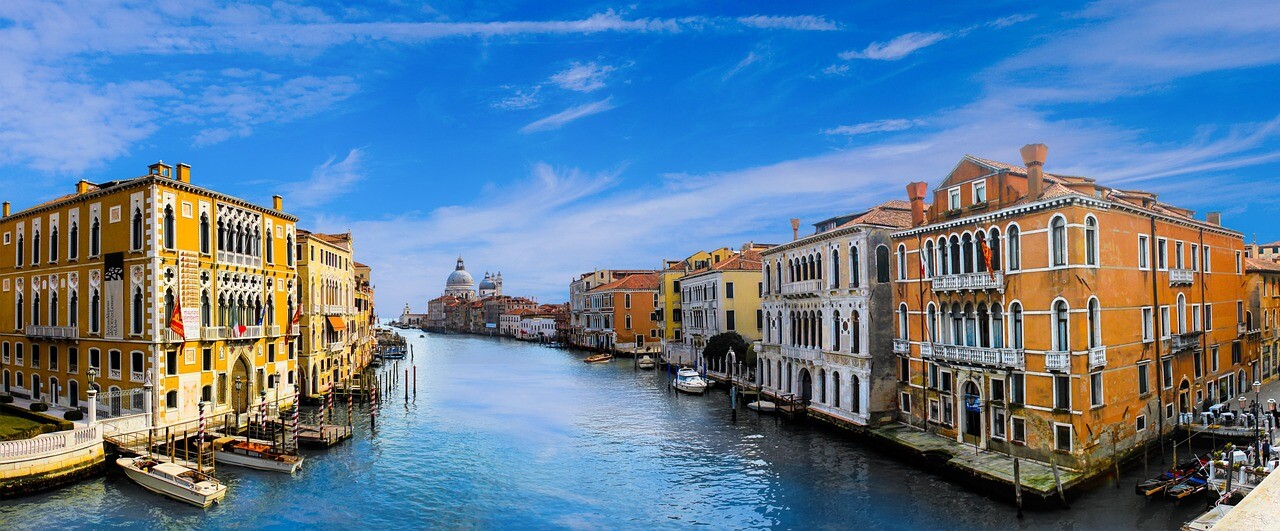 More information about "Ιταλία: Σπάνιο φαινόμενο παλίρροιας στη Βενετία"