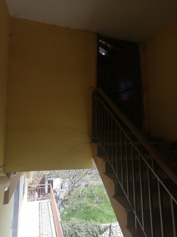 Πόρτα Στέγης.jpg