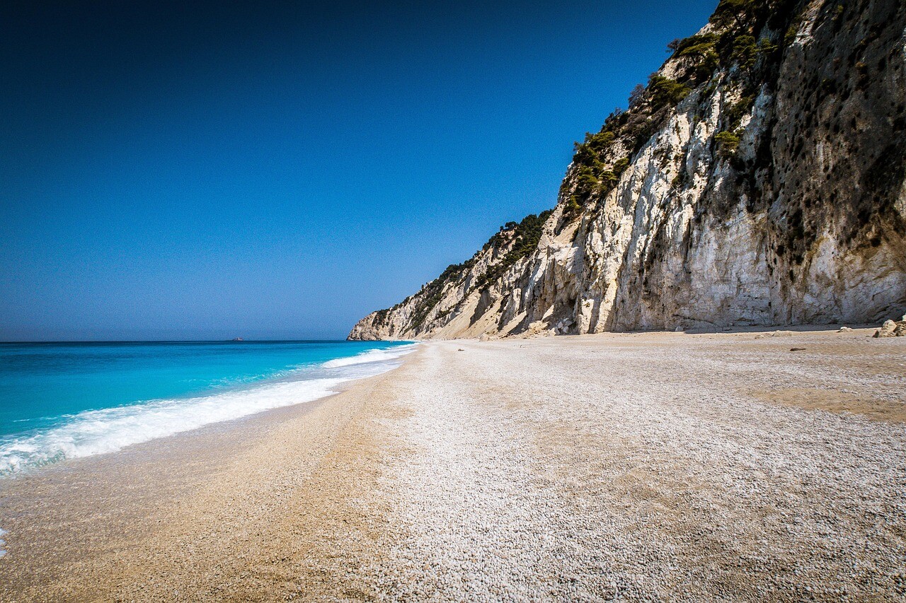 More information about "Θαλάσσιο πάρκο στο Ιόνιο: Οι 80 παραλίες που εντάσσονται σε καθεστώς προστασίας"