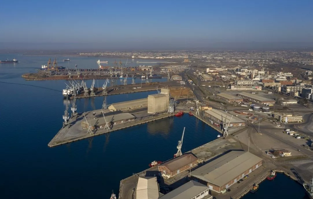 More information about "Μετατροπή δύο κτιρίων του ΟΛΘ σε σύγχρονα γραφειακά συγκροτήματα για τις δικαστικές υπηρεσίες της Θεσσαλονίκης"