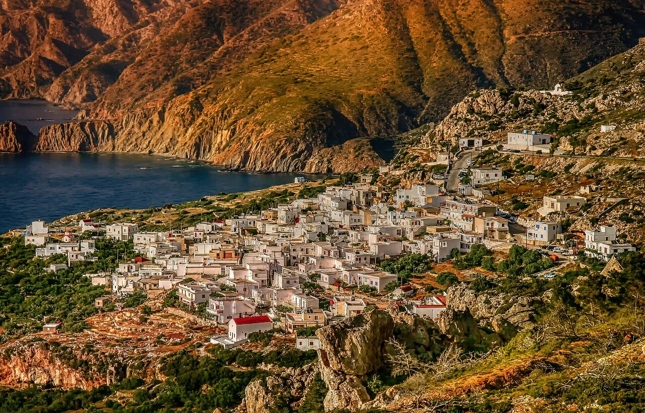 More information about "7.000 ακίνητα προς αξιοποίηση έχει εντοπίσει το Δημόσιο"