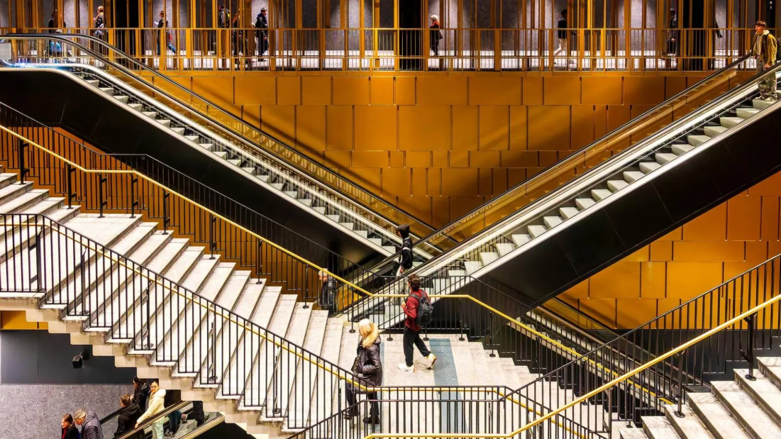 More information about "Ρώμη: 2 νέοι σταθμοί μετρό με σύγχρονη αρχιτεκτονική σχεδίαση και έντονο αρχαιολογικό ενδιαφέρον για την πόλη"