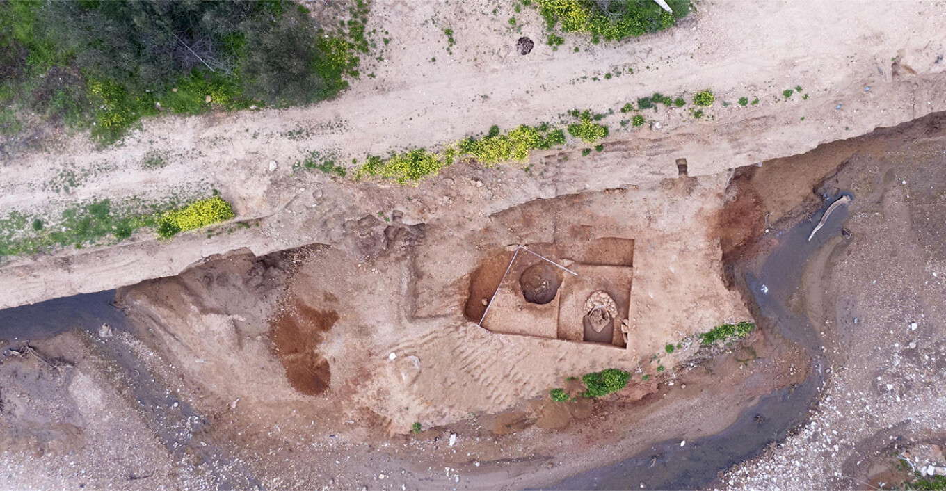 More information about "Σημαντικά αρχαιολογικά ευρήματα κατά την εκτέλεση του έργου οριοθέτηση ρέματος Ραφήνας"